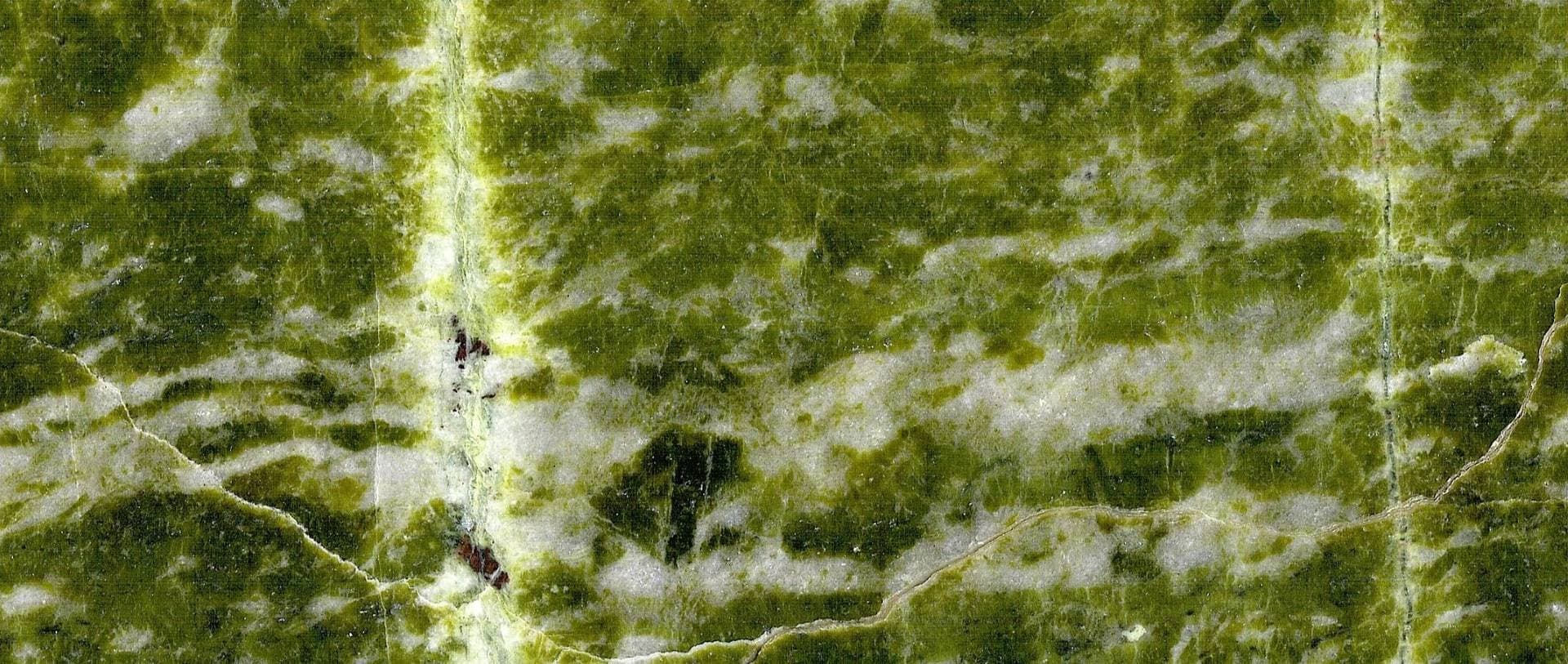 A Guide to Connemara Marble and Why It Makes a Perfect Keepsake