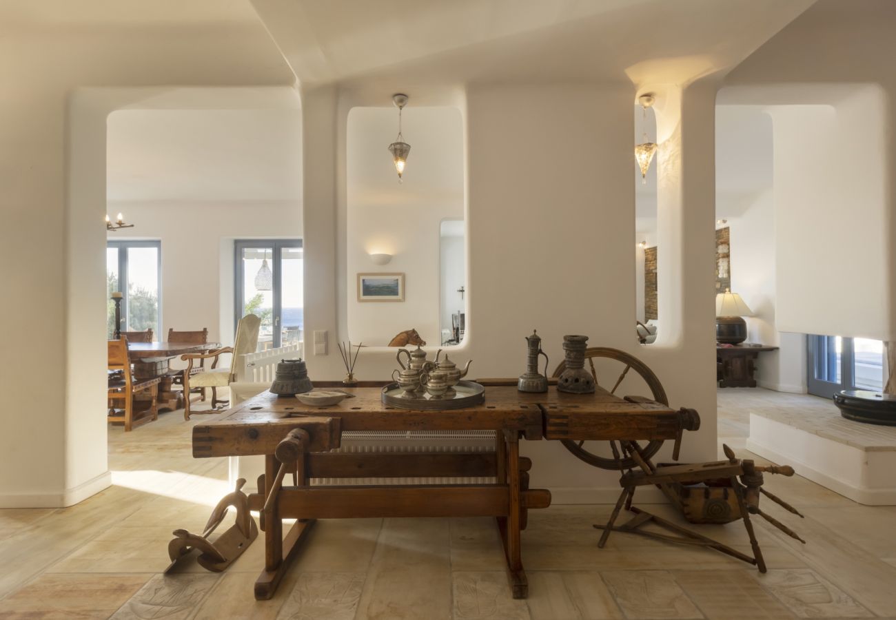 Villa in Andros - Seaside luxury villa 