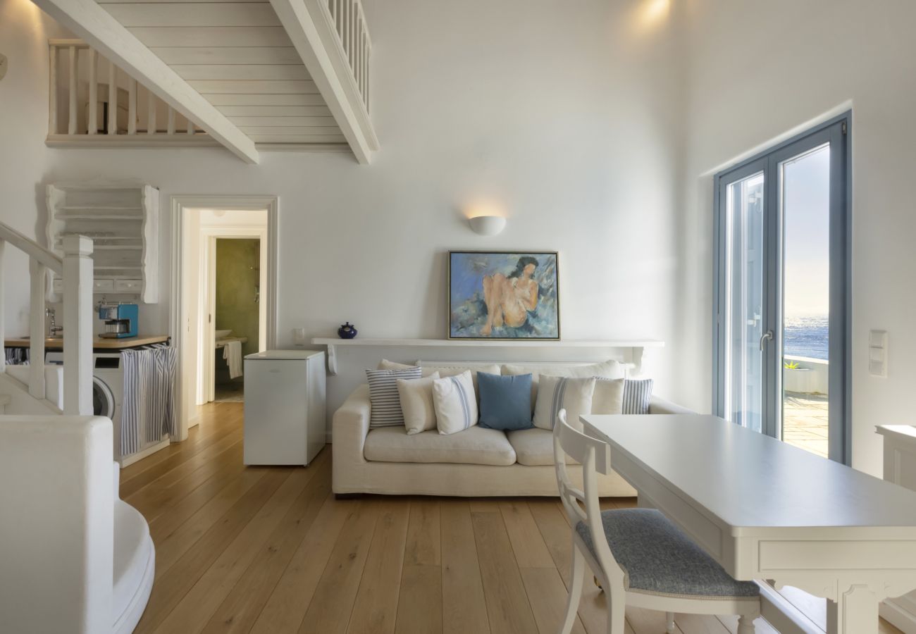 Villa in Andros - Seaside luxury villa 