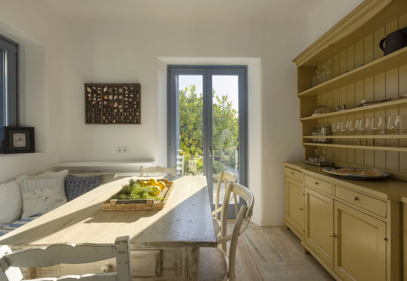 Villa in Andros - Seaside luxury villa 