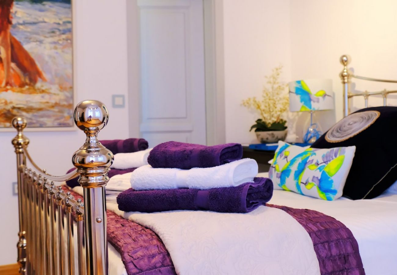 Apartment in Mirina - Marjoram Room  ·  Limnos Experience 