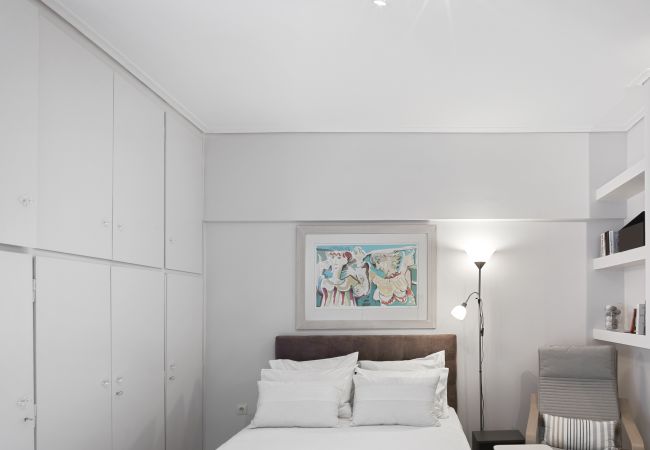 Studio in Athens - Bright Spacious Studio at a Strategic Location!  Studio in Athens - Bright Spacious Studio at a Strategic Location!