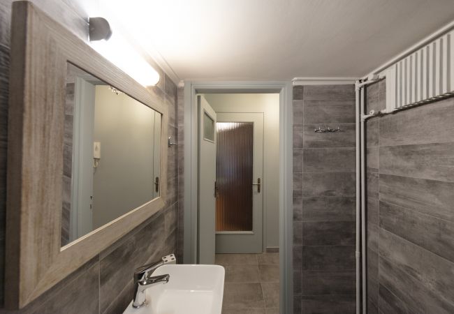 Apartment in Athens - Spacious 3 Bedroom apt near Acropolis museum  Apartment in Athens - Spacious 3 Bedroom apt near Acropolis museum