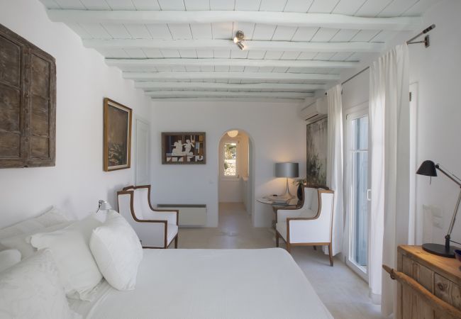 Villa in Mykonos - Villa Aerie - Sweeping sea views, eclectic style  Villa in Mykonos - Villa Aerie - Sweeping sea views, eclectic style