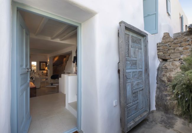 Villa in Mykonos - Villa Aerie - Sweeping sea views, eclectic style  Villa in Mykonos - Villa Aerie - Sweeping sea views, eclectic style