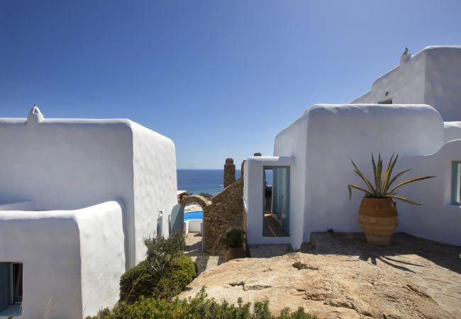 Villa in Mykonos - Villa Aerie - Sweeping sea views, eclectic style  Villa in Mykonos - Villa Aerie - Sweeping sea views, eclectic style