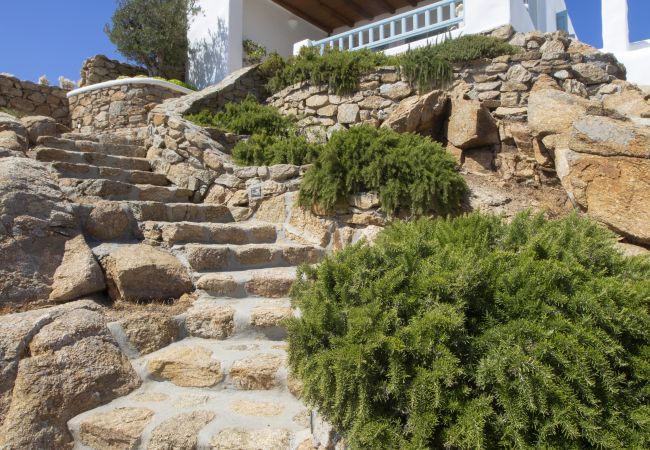Villa in Mykonos - Villa Aerie - Sweeping sea views, eclectic style  Villa in Mykonos - Villa Aerie - Sweeping sea views, eclectic style