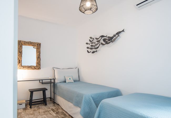 Villa in Xifara - Funky holiday villa with pool, next to the beach Villa in Xifara - Funky holiday villa with pool, next to the beach