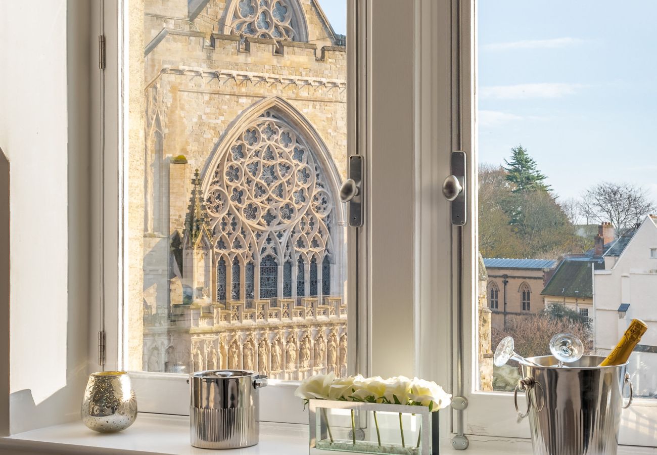 Apartment in Exeter - Cathedral View - Exclusive on Cathedral Green