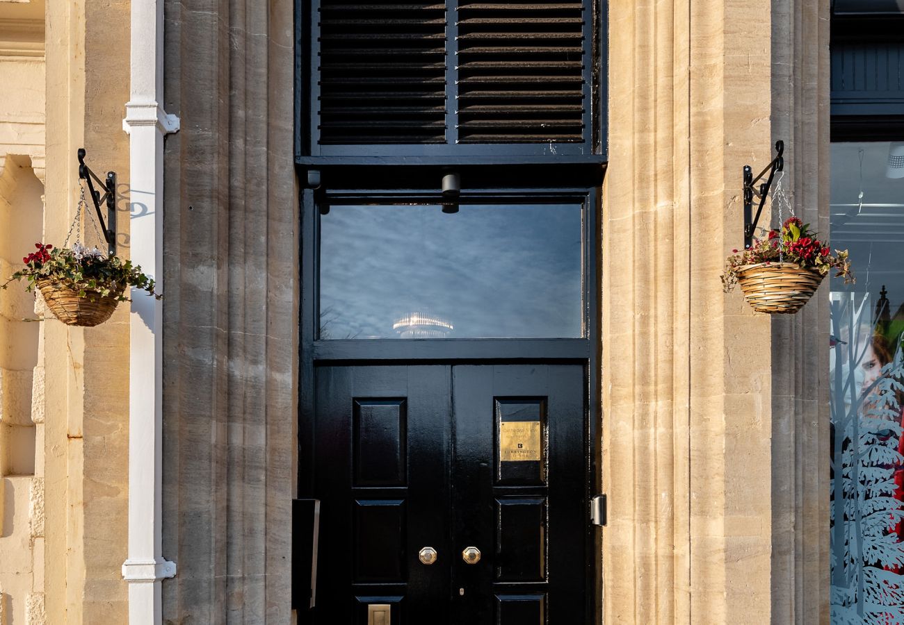 Apartment in Exeter - Cathedral View - Exclusive on Cathedral Green