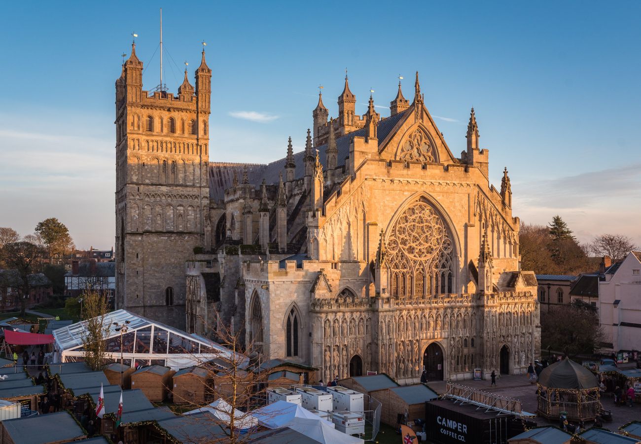 Apartment in Exeter - Cathedral View - Exclusive on Cathedral Green