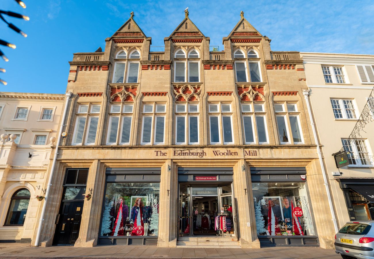 Apartment in Exeter - Cathedral View - Exclusive on Cathedral Green