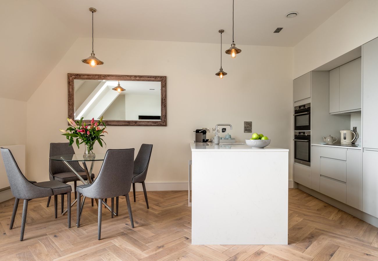 Apartment in Exeter - Cathedral View - Exclusive on Cathedral Green