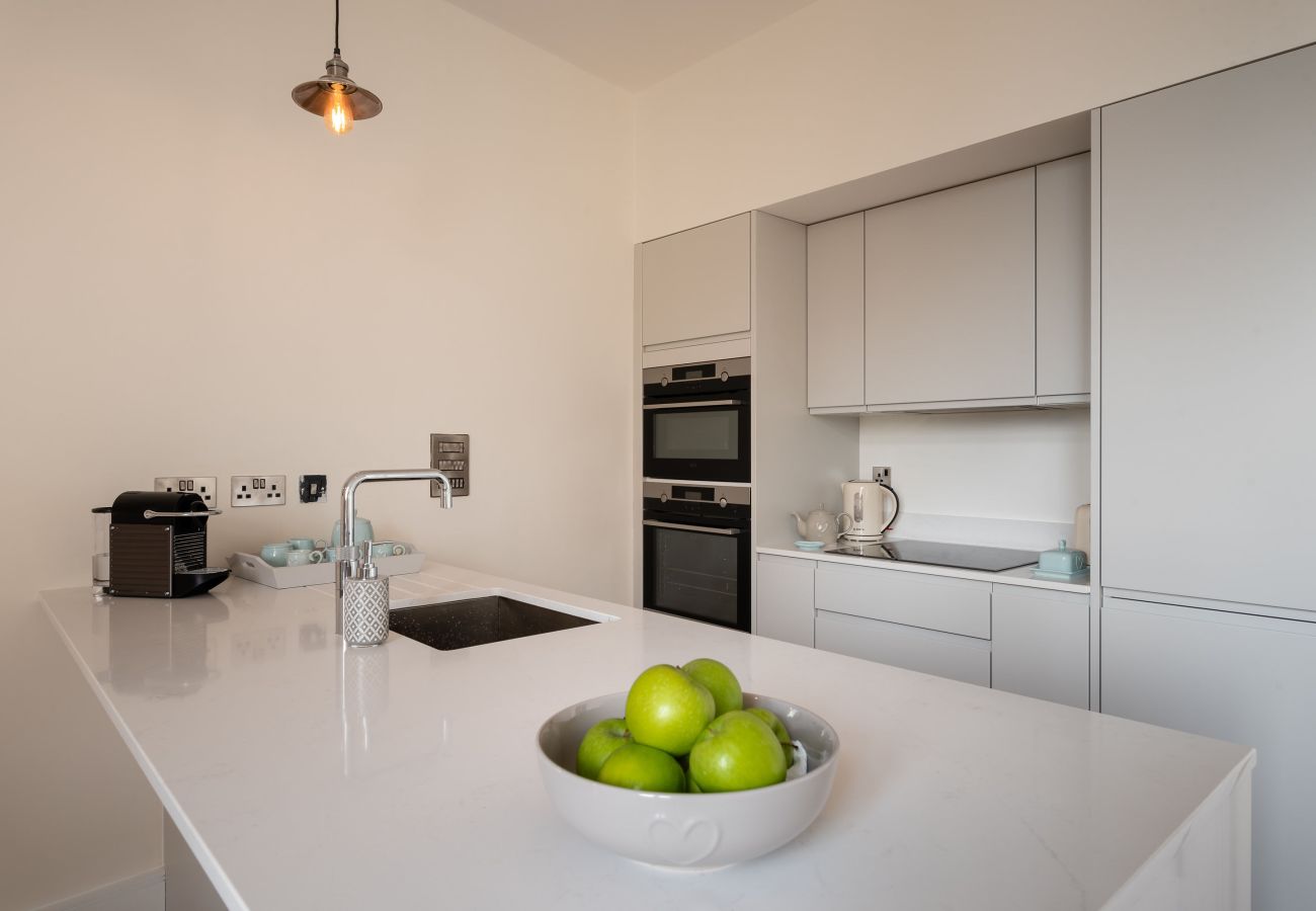 Apartment in Exeter - Cathedral View - Exclusive on Cathedral Green