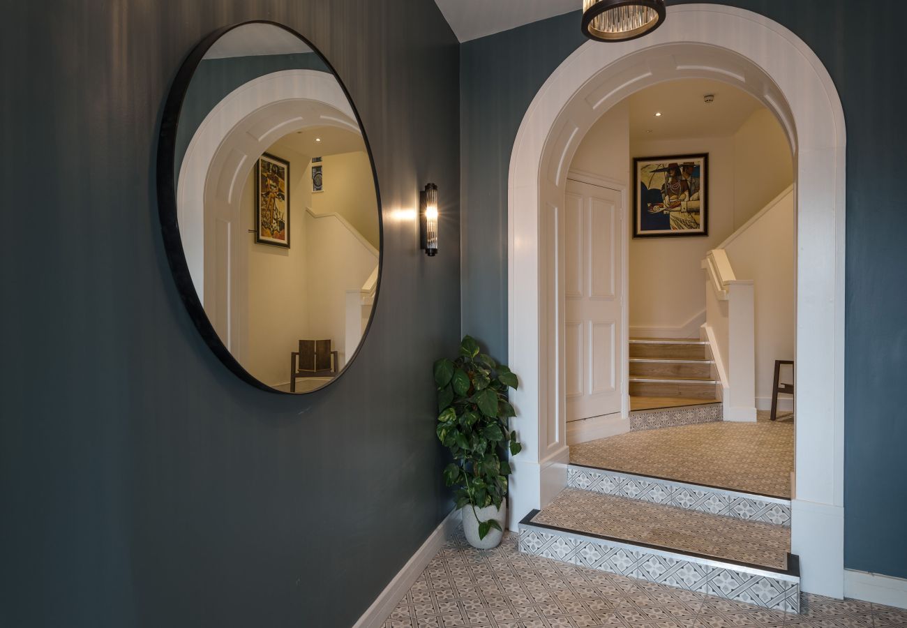Apartment in Exeter - Cathedral View - Exclusive on Cathedral Green