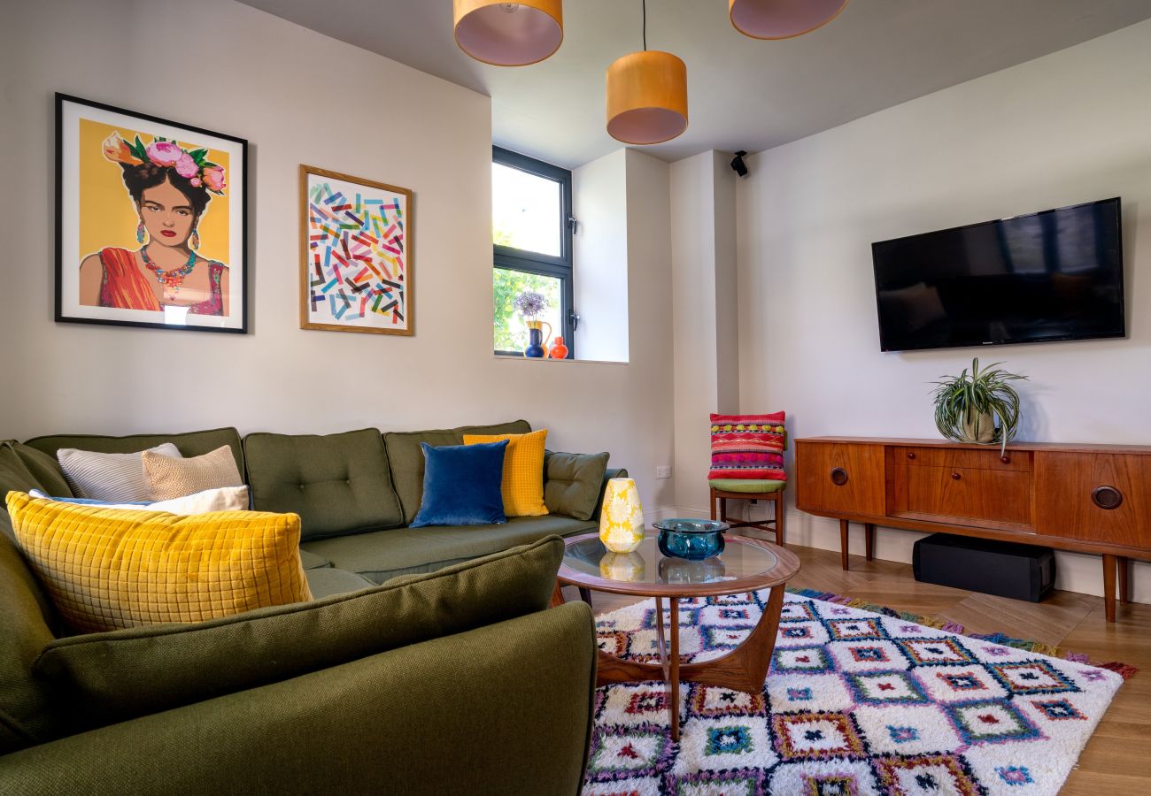 House in Kingswear - Two Guns - Stylish town house with stunning views