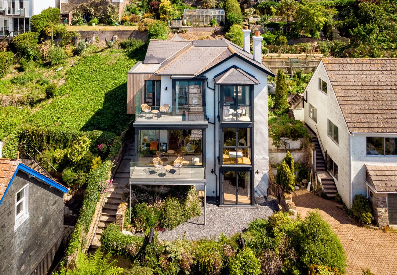 House in Kingswear - Two Guns - Stylish town house with stunning views