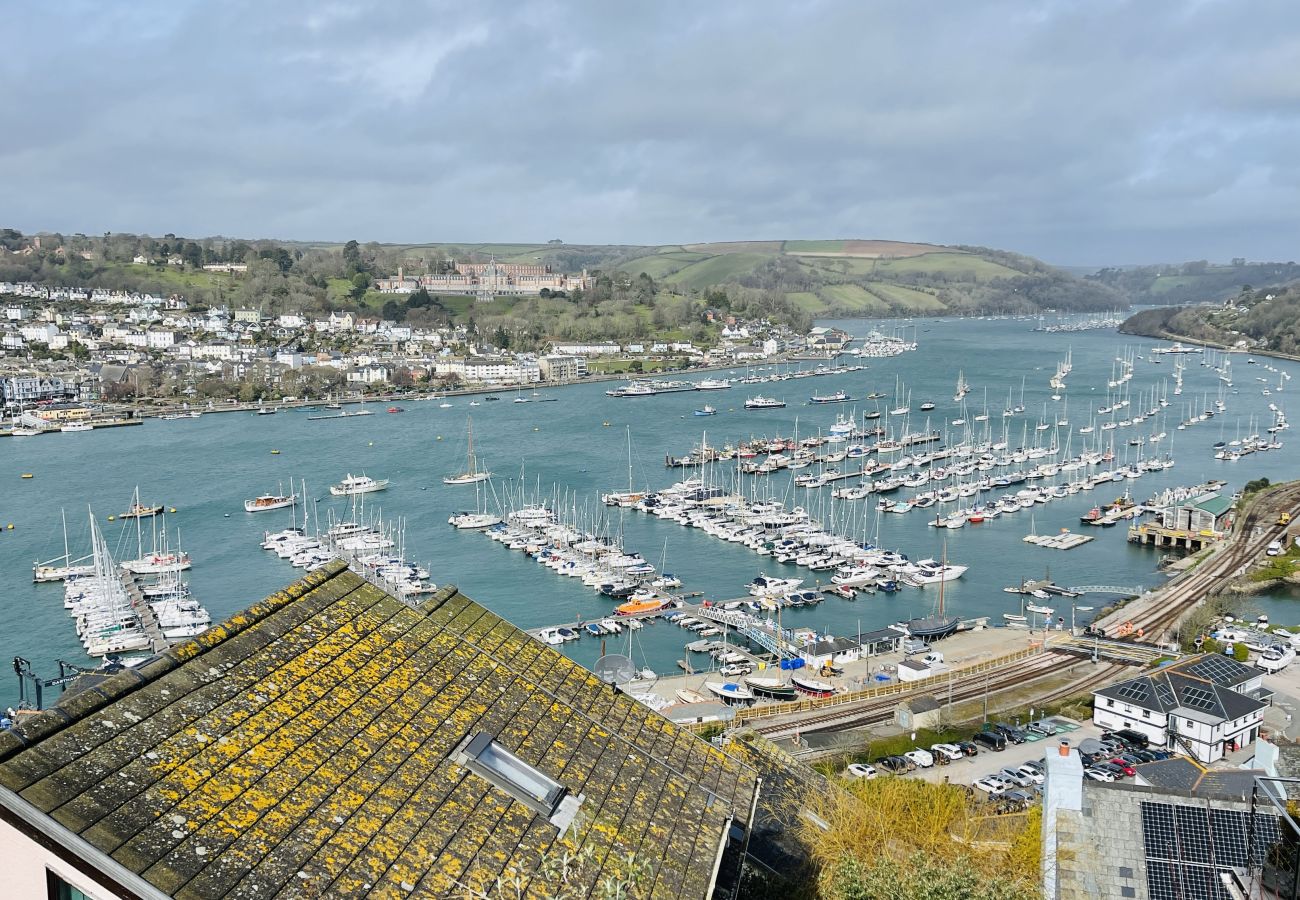 House in Kingswear - Two Guns - Stylish town house with stunning views