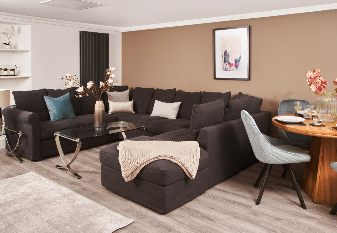 Apartment in Torquay - The Moorings - On Harbour with hot tub