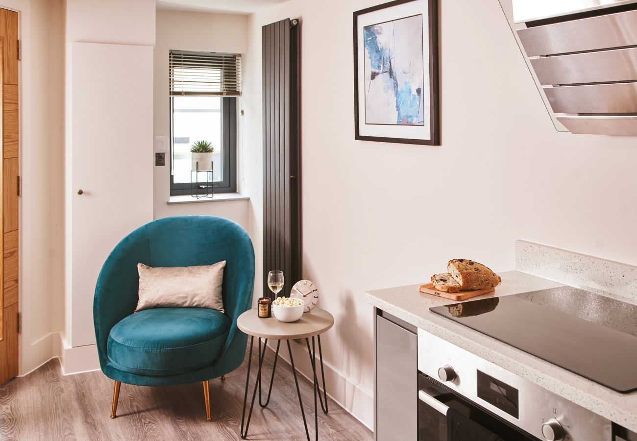 Apartment in Torquay - The Moorings - On Harbour with hot tub