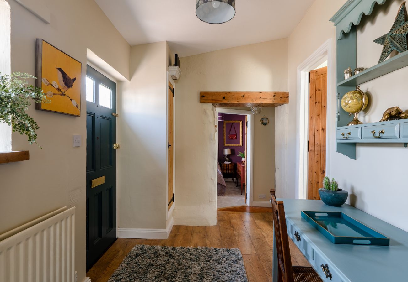 Cottage in Holcombe - The Cottage - Characterful, coastal with hot tub