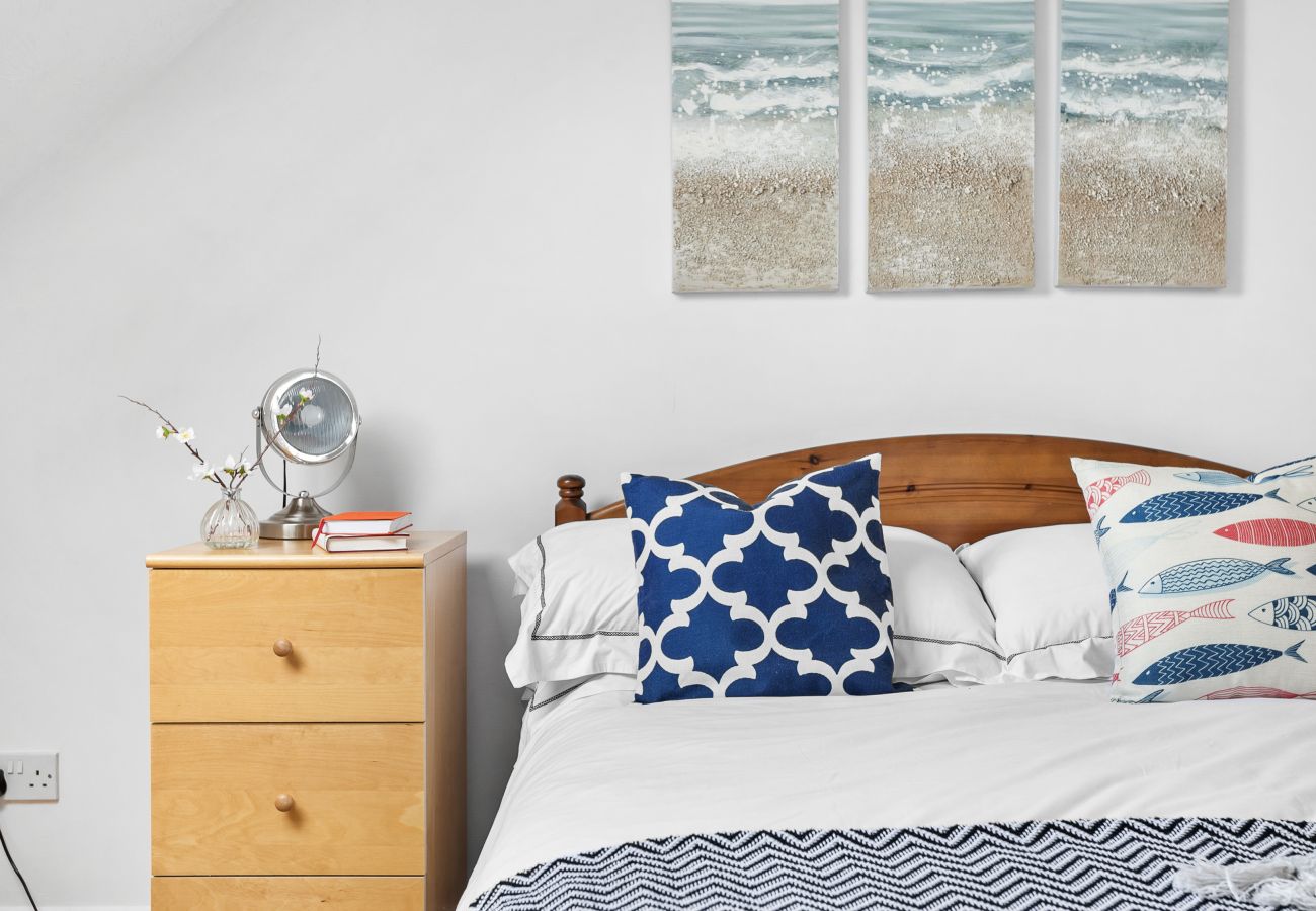 Cottage in Salcombe - Pippin Cottage - Character Cottage with the spirit of the sea