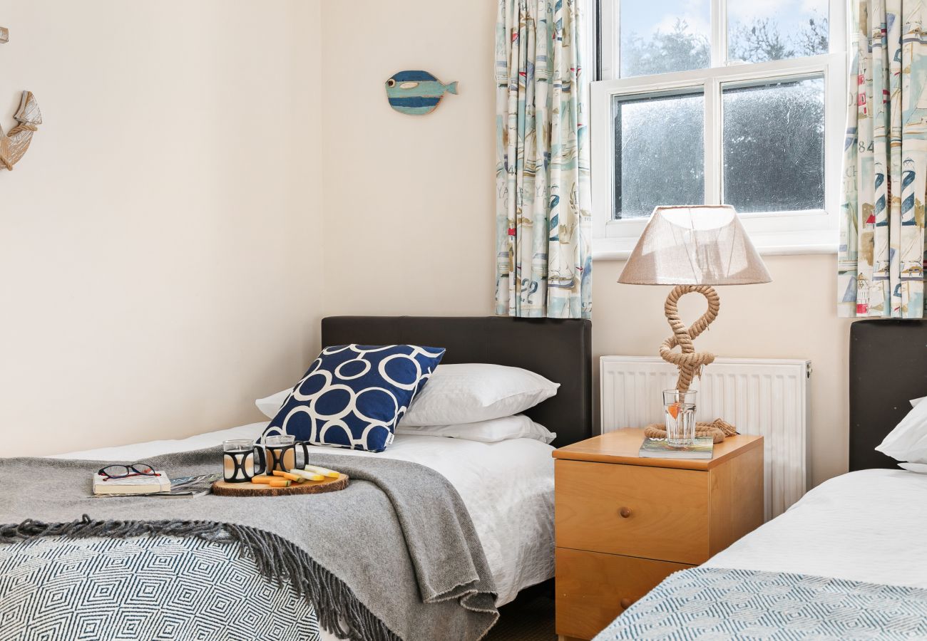 Cottage in Salcombe - Pippin Cottage - Character Cottage with the spirit of the sea