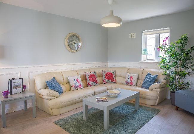 Apartment in Clifden - Pink Blossom Townhouse Chic apt Apartment in Clifden - Pink Blossom Townhouse Chic apt