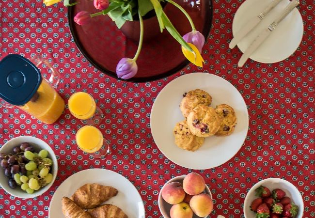 Apartment in Clifden - Pink Blossom Townhouse Chic apt Apartment in Clifden - Pink Blossom Townhouse Chic apt