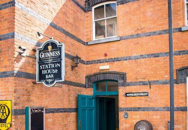 Apartment in Clifden - Pink Blossom Townhouse Chic apt Apartment in Clifden - Pink Blossom Townhouse Chic apt