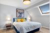 Apartment in Clifden - Pink Blossom Townhouse Chic apt