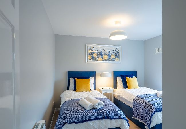 Apartment in Clifden - Eve's Townhouse in the heart of Clifden Apartment in Clifden - Eve's Townhouse in the heart of Clifden