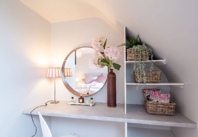 Apartment in Clifden - Eve's Townhouse in the heart of Clifden Apartment in Clifden - Eve's Townhouse in the heart of Clifden