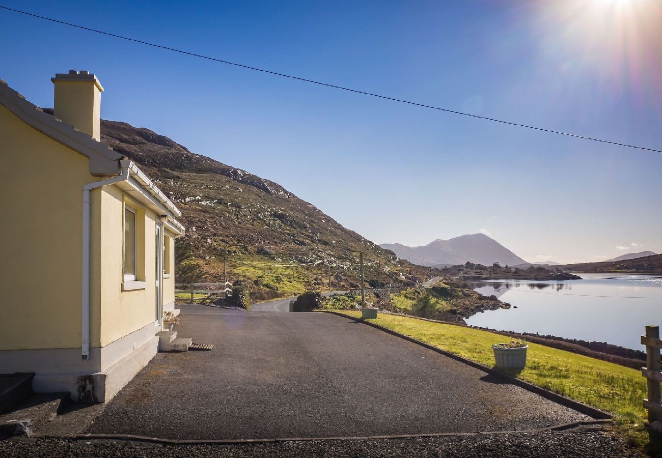 House in Renvyle - Lough Fee, Renvyle fantastic views on offer