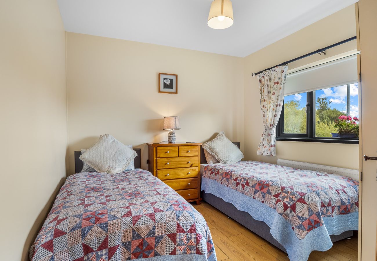 Cottage in Spiddal - Spiddal Cottage splendid base to tour the west