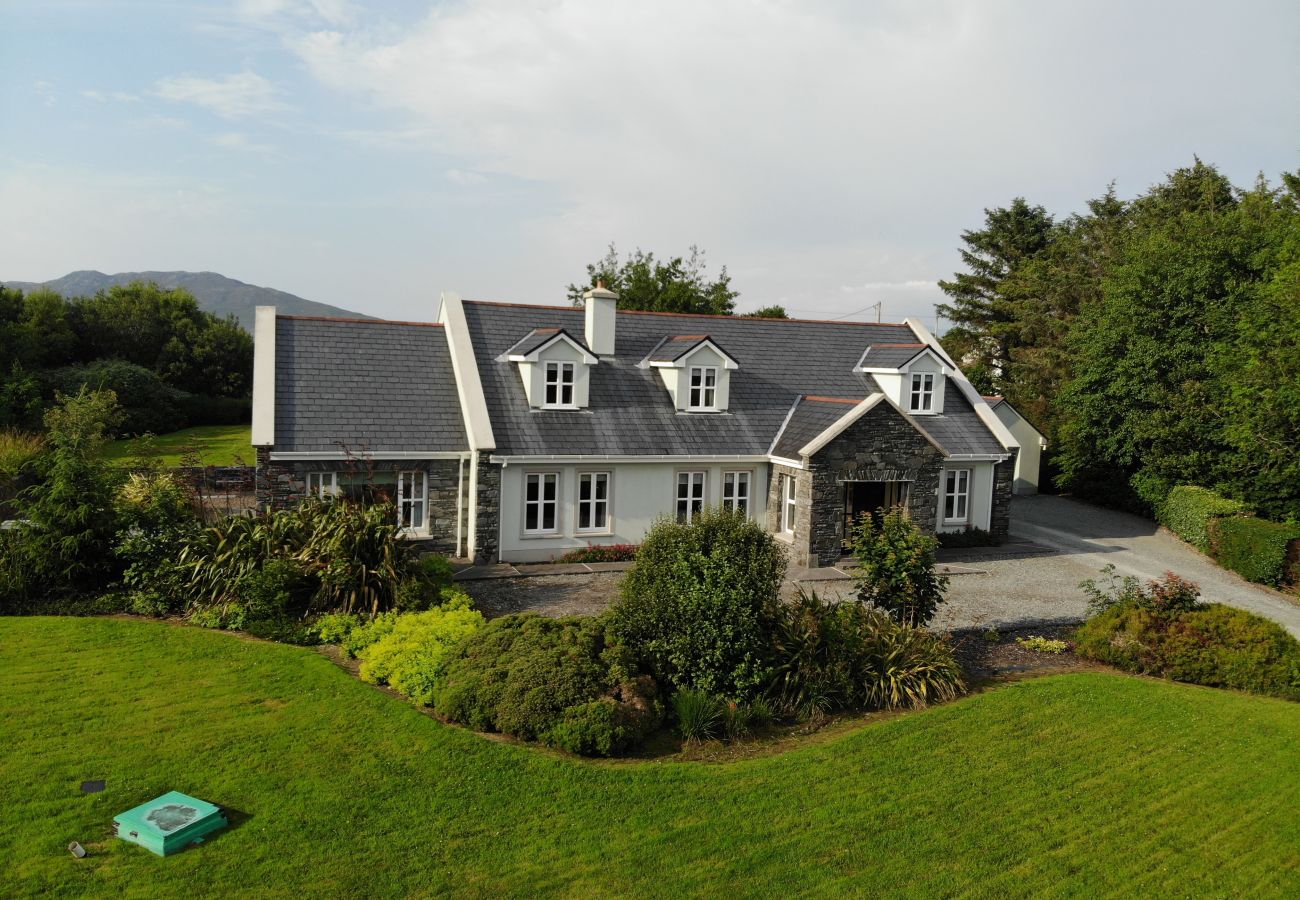 House in Moyard - Ballinakill Lodge home away from home