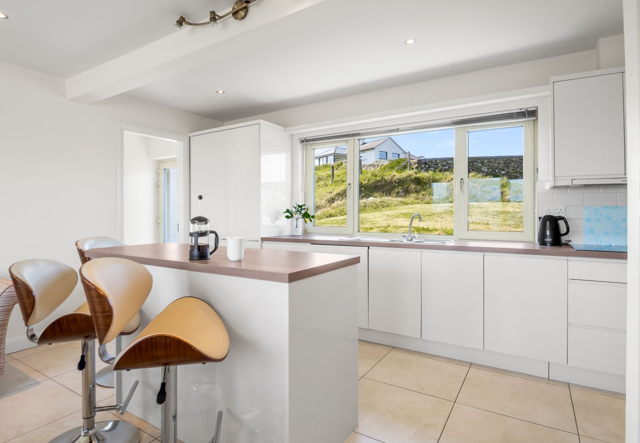 House in Ballyconneely - Beach House Mannin offering breathtaking views