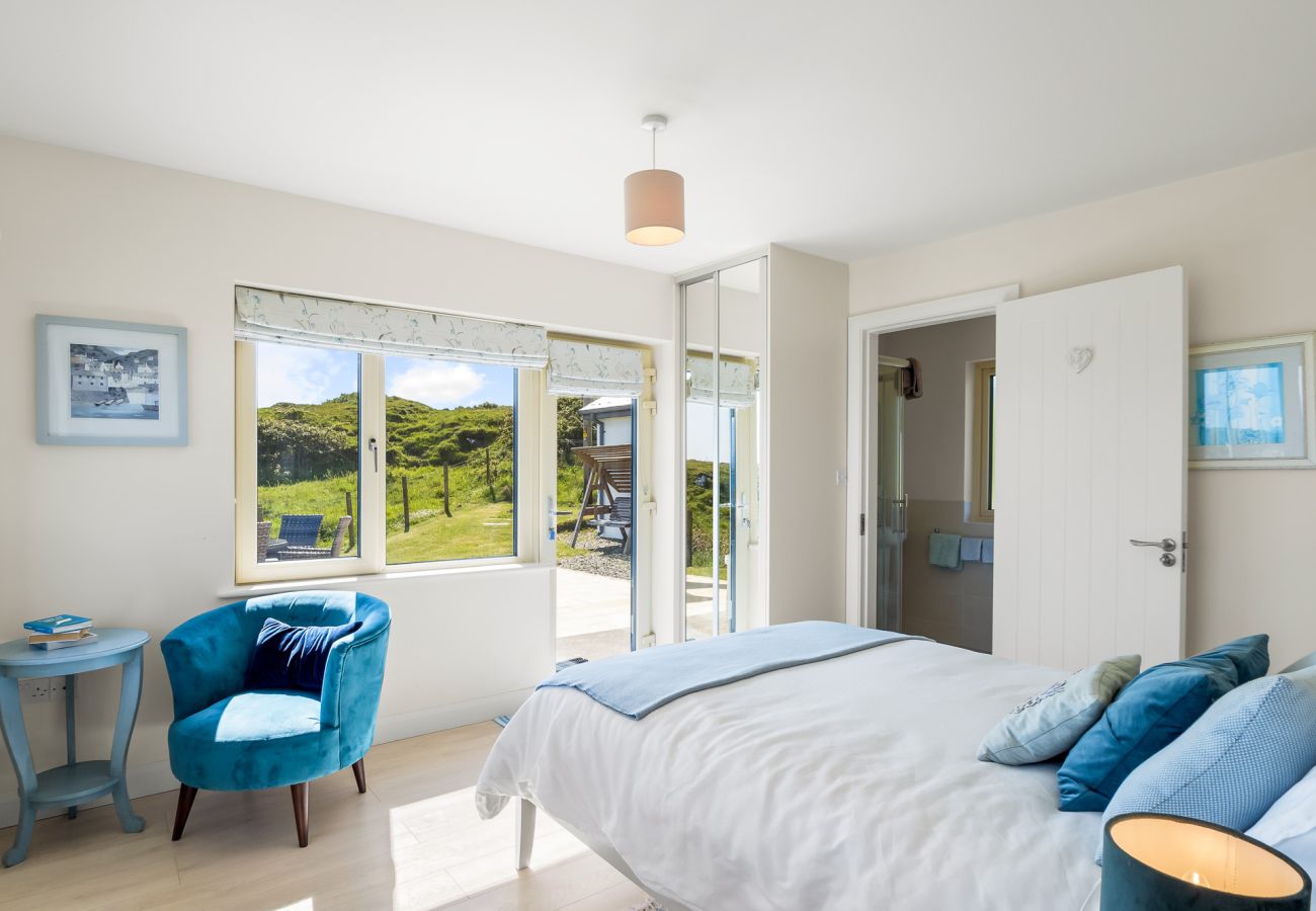 House in Ballyconneely - Beach House Mannin offering breathtaking views
