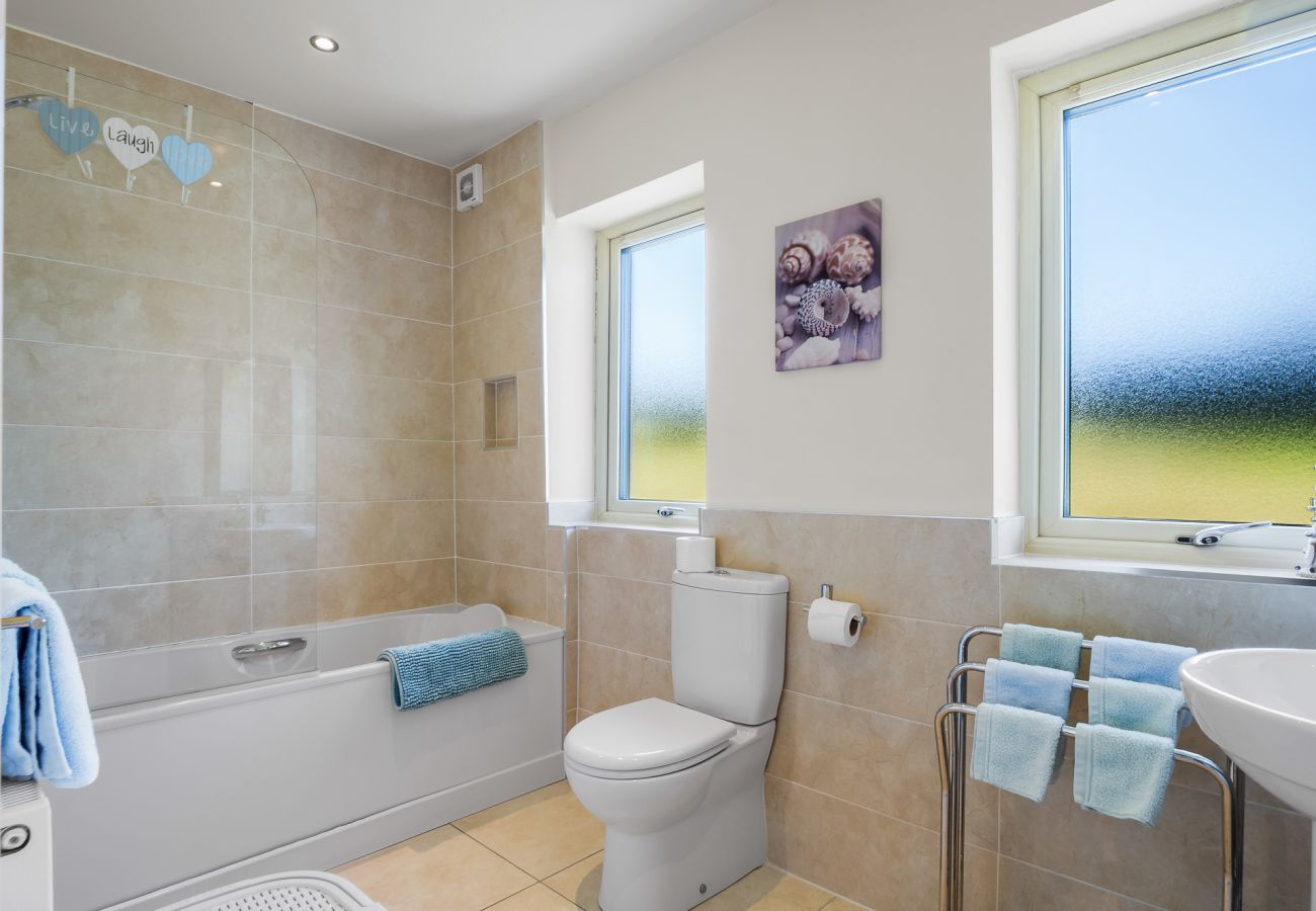 House in Ballyconneely - Beach House Mannin offering breathtaking views
