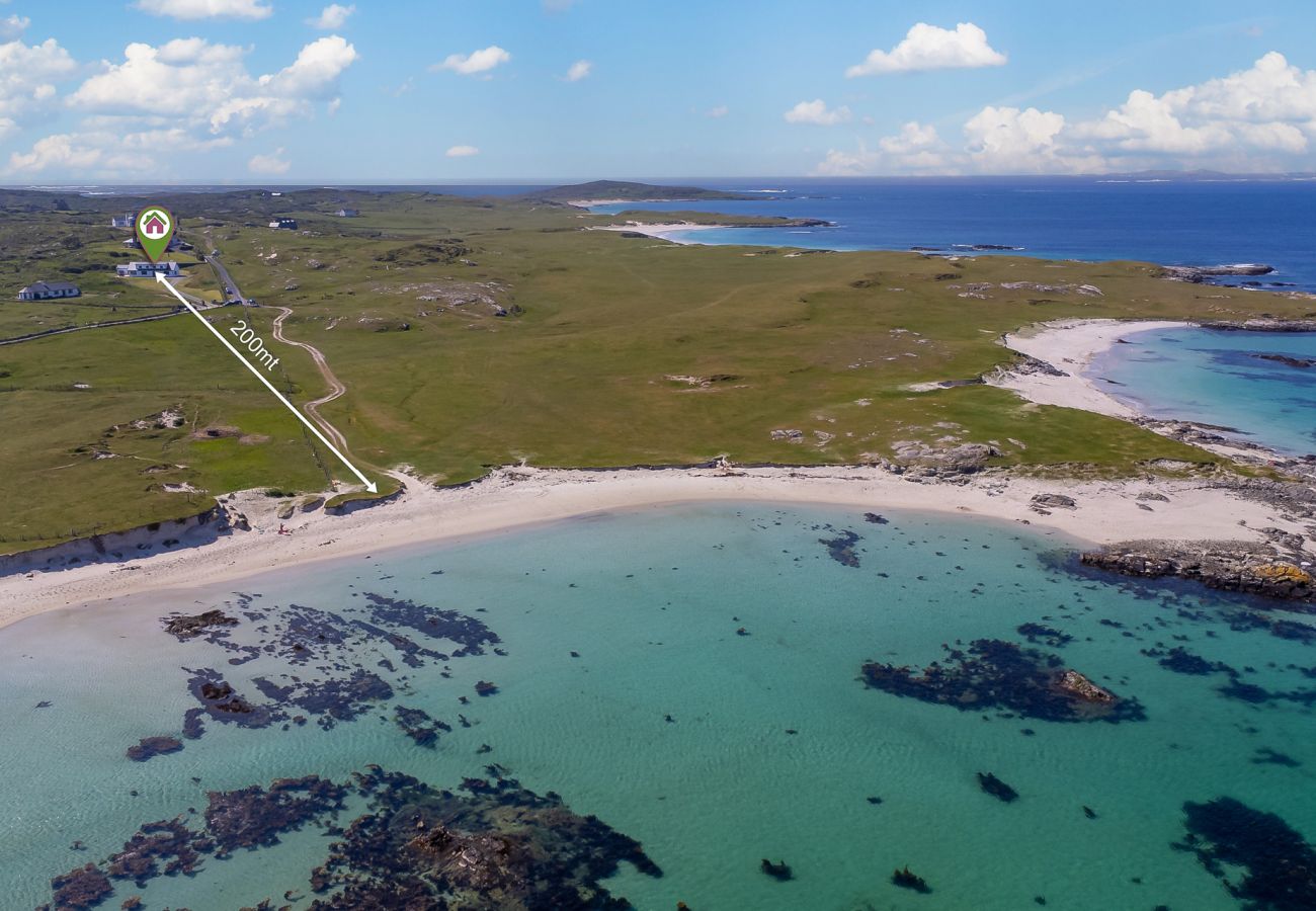 House in Ballyconneely - Beach House Mannin offering breathtaking views
