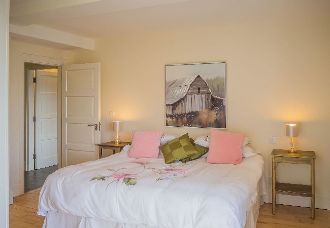 Apartment in Clifden - Helen's Hideaway is a quiet and idyllic spot Apartment in Clifden - Helen's Hideaway is a quiet and idyllic spot