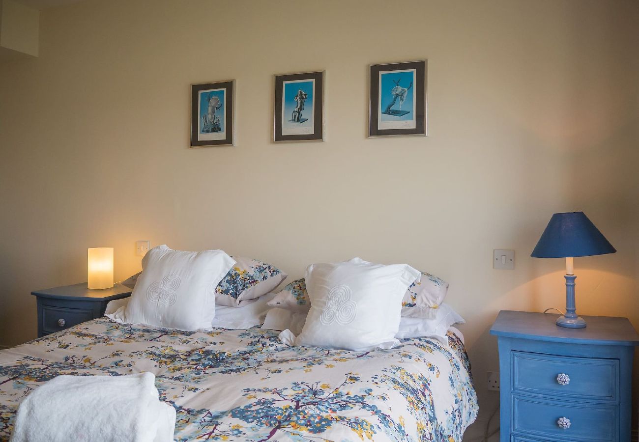 Apartment in Clifden - Helen's Hideaway is a quiet and idyllic spot