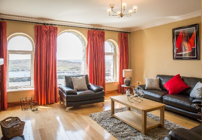 House in Clifden - Once Upon a Tide has magnificent sea views House in Clifden - Once Upon a Tide has magnificent sea views