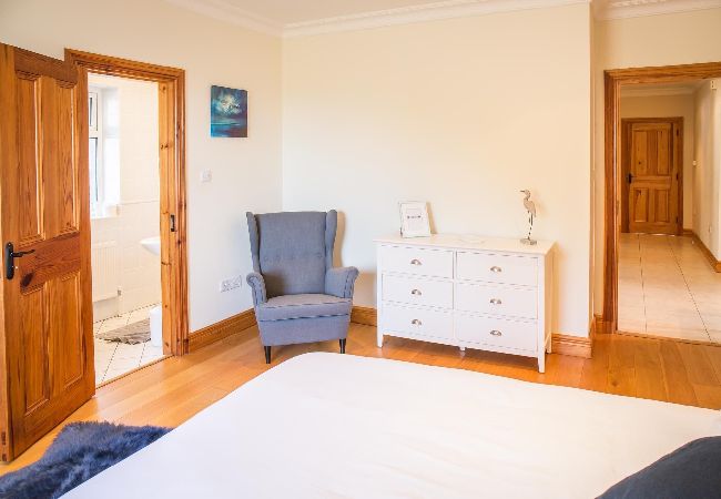 House in Clifden - Once Upon a Tide has magnificent sea views House in Clifden - Once Upon a Tide has magnificent sea views