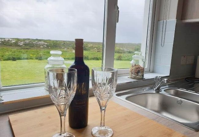 House in Clifden - Hillside House Set in a quiet & idyllic spot along the famous Bog Road House in Clifden - Hillside House Set in a quiet & idyllic spot along the famous Bog Road