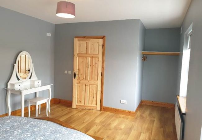 House in Clifden - Hillside House Set in a quiet & idyllic spot along the famous Bog Road House in Clifden - Hillside House Set in a quiet & idyllic spot along the famous Bog Road