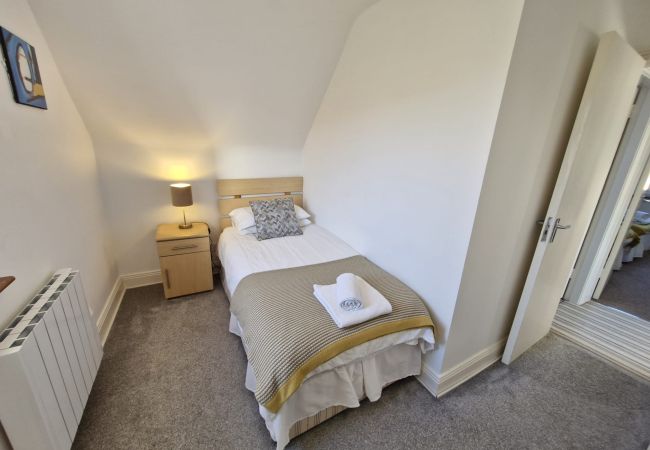 House in Clifden - 68 Clifden Glen ideal base to explore Connemara. House in Clifden - 68 Clifden Glen ideal base to explore Connemara.