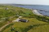House in Clifden - Errislannan Stone Cottage offers plenty of space and fabulous views. 