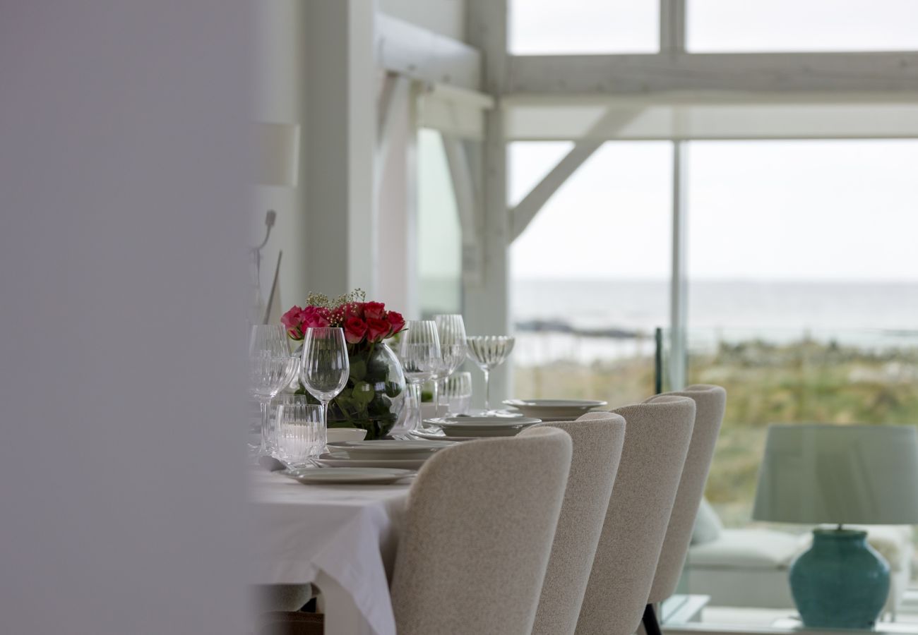 House in Ballyconneely - Doleen Quay House is a luxurious beach holiday home 