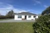 House in Connemara - Waterside Cottage stunning sea & mountain views. 